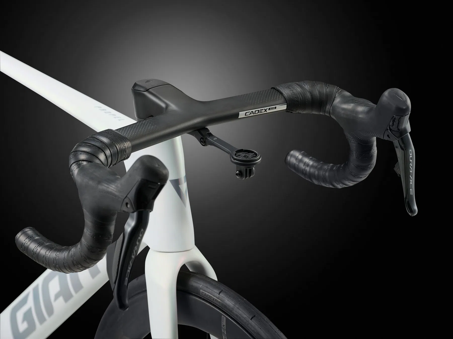 De Cadex Aero Integrated Handlebar